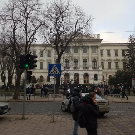 Apartments Постійне Електропостачання Stepana Bandery Street 37-2 Lviv Exterior photo